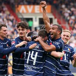 Live play-offs | Telstar viert feest na sensationele promotie naar Eredivisie