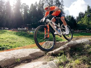 Italiaanse coach helpt Van der Poel bij WK mountainbike: 'Door ploeg geregeld'