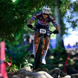 Van der Poel keert weer even terug bij grote liefde: 'Wil wereldtitel mountainbike'