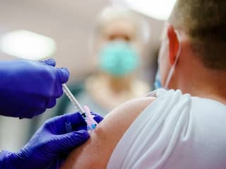 Zo werken de coronavaccins in je lichaam