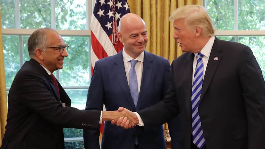 Topadviseur van FIFA-baas Infantino stapt op wegens omstreden WK-plan
