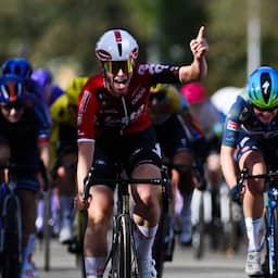 Ex-schaatsster Sandrine Tas slaat dubbelslag in Eneco Tour, Kool flink gehinderd