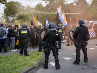 Alle 24 verdachten van rellen bij extreemrechts protest op Malieveld vrijgelaten