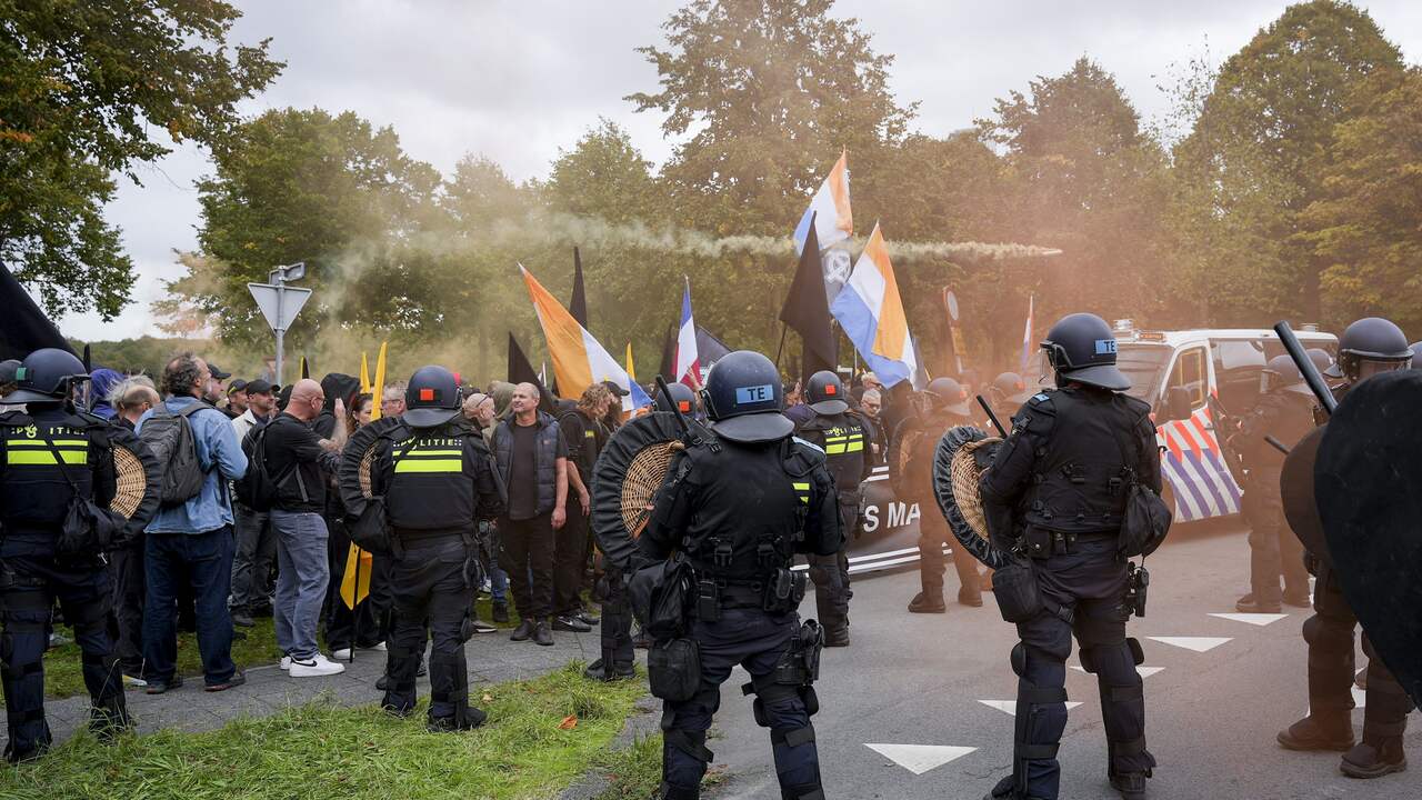 Foto bij Alle 24 verdachten van rellen bij extreemrechts protest op Malieveld vrijgelaten
