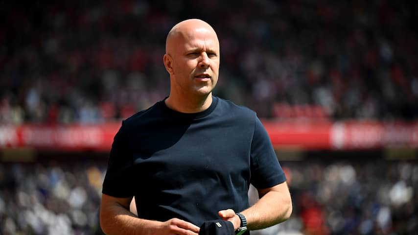 Arne Slot wordt geen bondscoach van Oranje en geeft voorkeur aan club