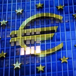 Eurozone economy shrinks due to situation in Ireland