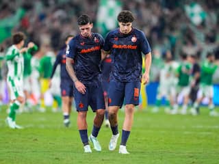 Feyenoord lijdt door penalty kleine nederlaag bij Betis in Champions League
