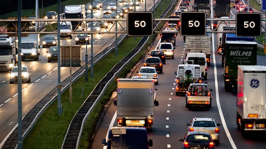 Storing bij elektrische verkeersborden boven snelwegen in noordoosten verholpen