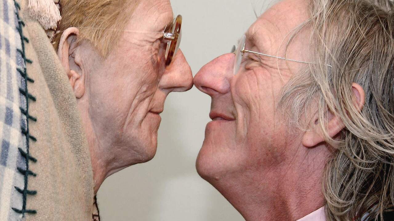 75 jaar Freek de Jonge: 'Ga niet ingewikkeld doen over de dood' | Boek