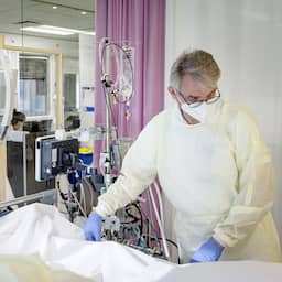 Werknemers van UMC's krijgen komende twee jaar 7 procent meer loon