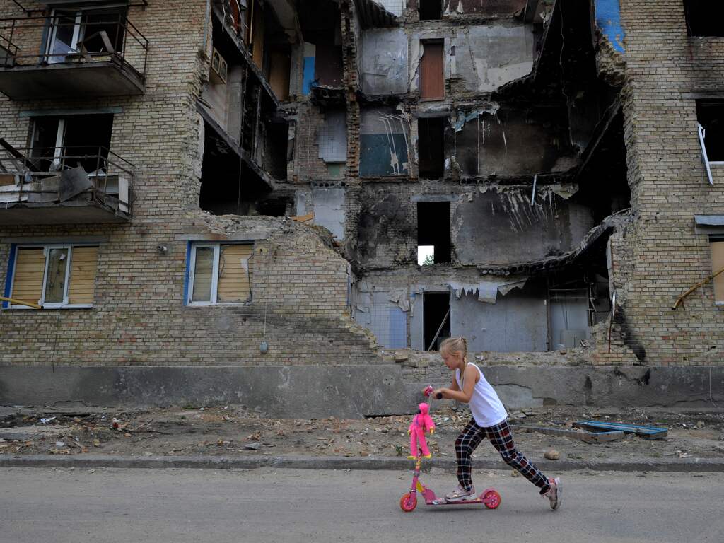 Oekraïne dringt Russen terug, woede om oproep Macron