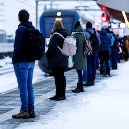 Live sneeuw | Onzekerheid op het spoor, noorden krijgt morgen dik pak sneeuw
