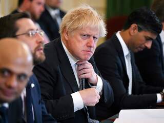 Volledig 'partygate'-rapport vrijgegeven: forse kritiek op cultuur Downing Street