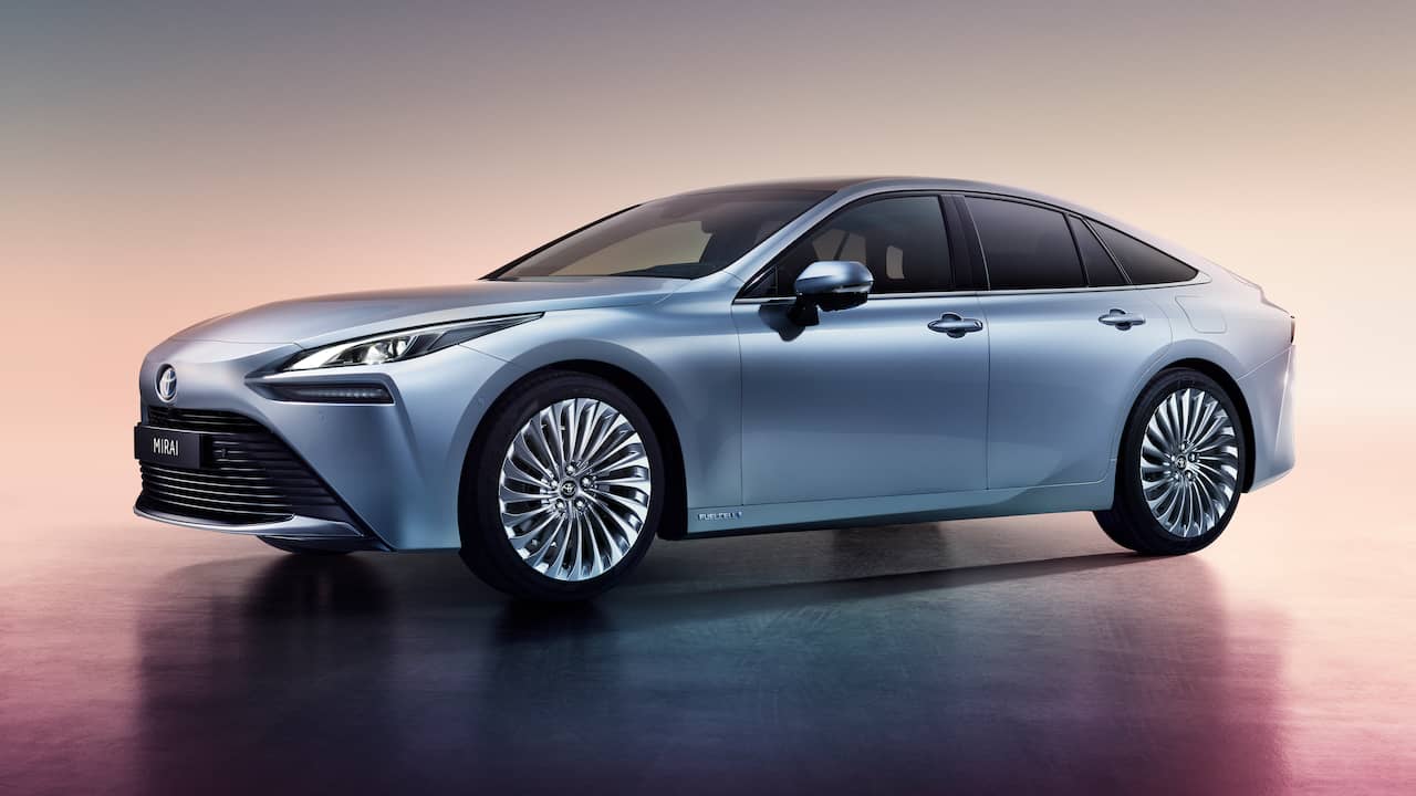 Toyota presenteert nieuwe waterstofauto | Onderweg | NU.nl