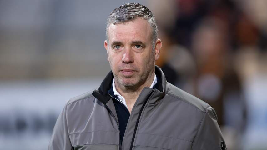 Yirtqich porno bilan Hentai multfilmlar