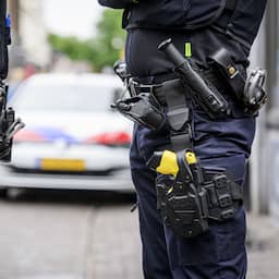 Zestien aanhoudingen rond Ajax-Galatasaray, onder meer voor mishandeling