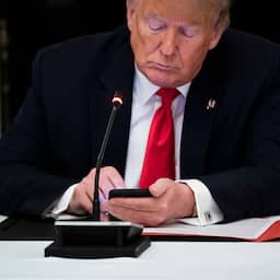Tijdschrift The Atlantic bereikte Trump op mobiel voor interview