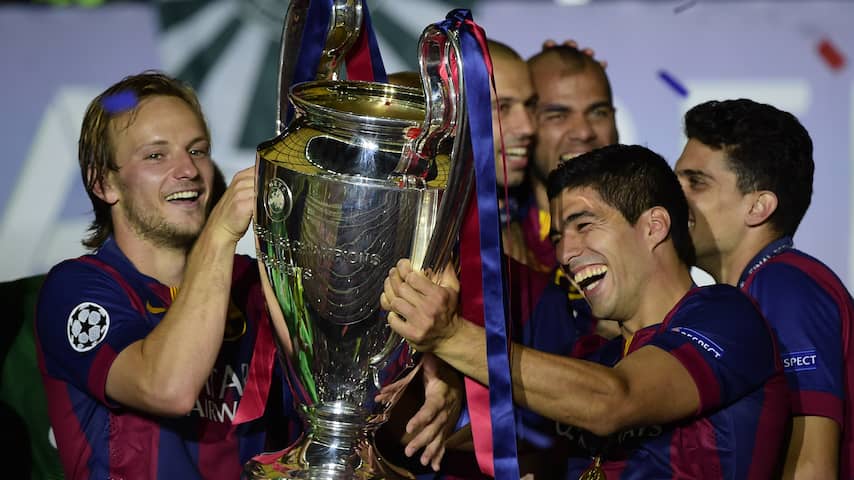 FC Barcelona passeert Ajax op eeuwige ranglijst CL-winnaars | Voetbal