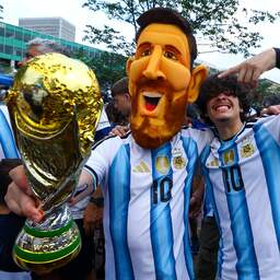 https://images.nu.nl/m/scgxxkyahebt_sqr256/609/0/2924/2924/live-wk-argentinie-laakt-falkland-verwijzing-is-gewoon-een-voetbalwedstrijd.jpg