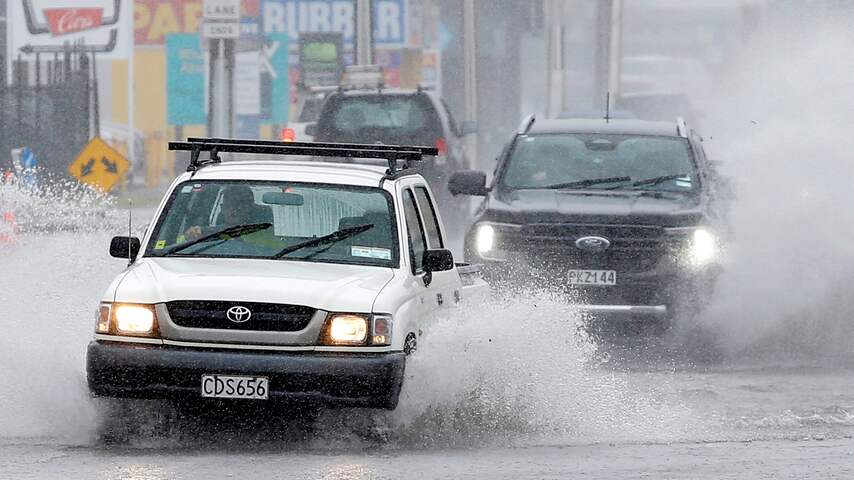 Enorme cycloon treft Nieuw-Zeeland: 'Vergelijkbaar met storm Eunice'
