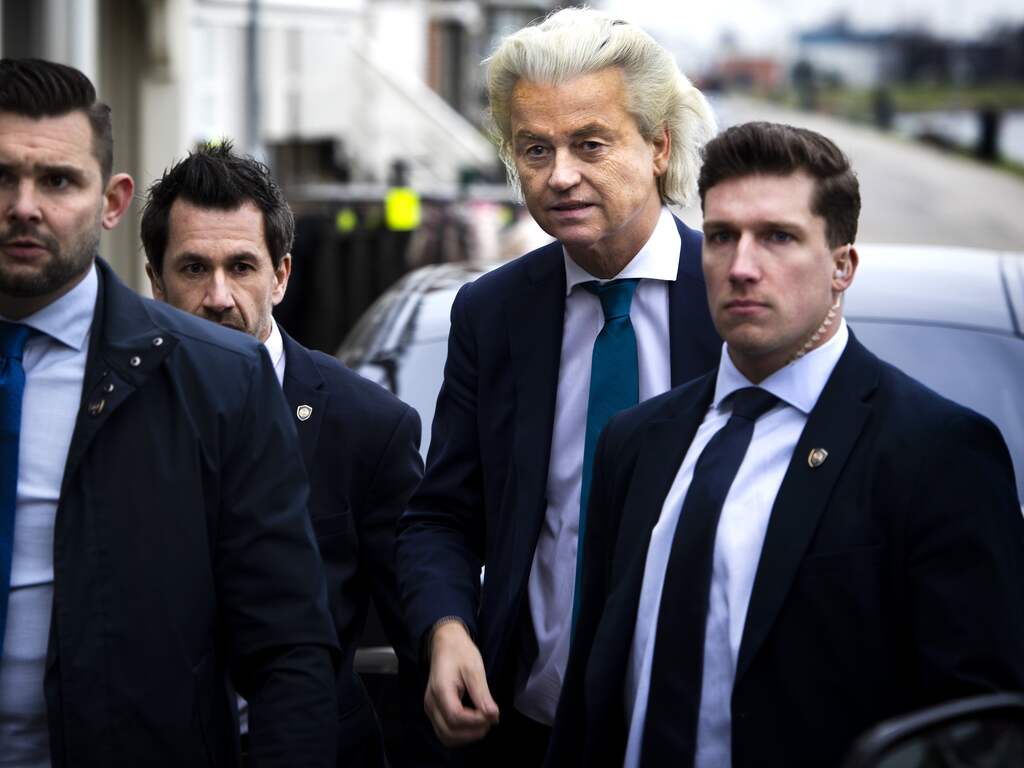 Meeste strafbare bedreigingen richting politici komen van (ver) buiten Nederland