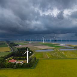 Donderdagavond in 8 provincies code geel wegens onweer en regen, later overal