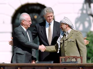 De nadelen van een tweestatenoplossing: 'Palestijns gebied is gatenkaas'