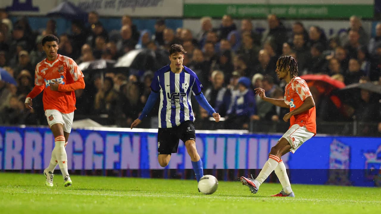 Live KNVB-beker | Quick Boys scoort tegen Volendam en brengt spanning terug