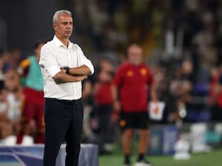 Fenerbahçe-trainer blijft toch aan na aankondiging ontslag op persconferentie