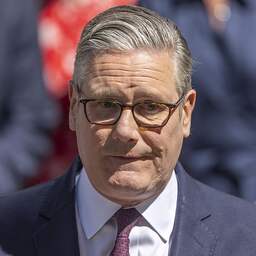Keir Starmer stapt kort na aftreden als premier volledig uit de Britse politiek
