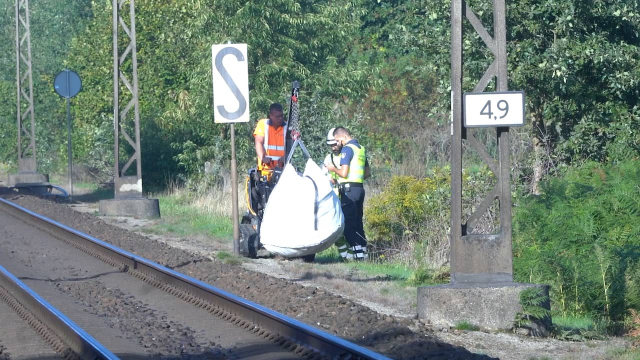 ProRail maakt spoor vrij na sabotage