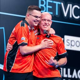 Van Veen leeft mee met Van Gerwen: 'Terugval is verschrikkelijk om te zien'