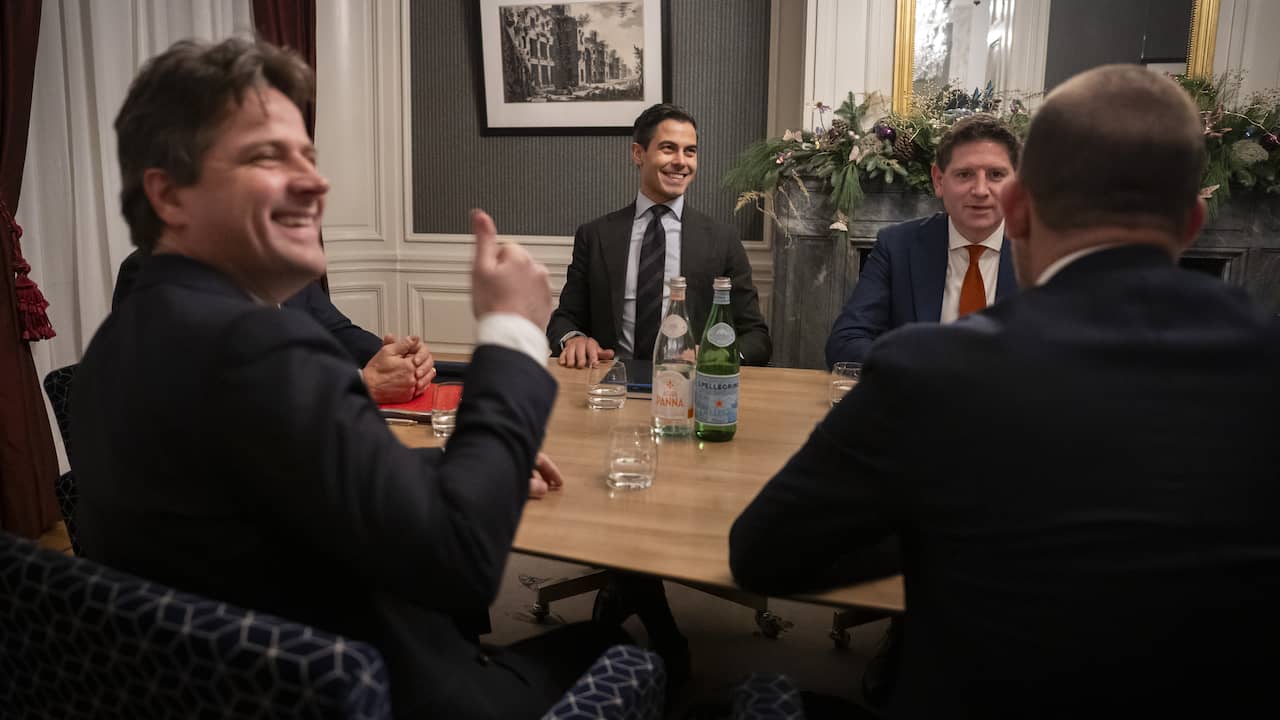 D66 en CDA zijn er bijna uit, Buma hoopt dinsdag 'tussenverslag' te presenteren