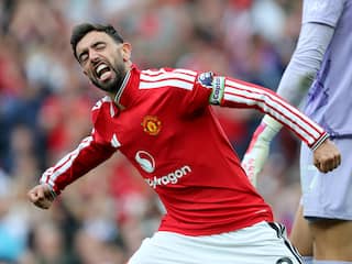 Bruno Fernandes maakt hattrick voor United, Chelsea wint na geklungel Wieffer
