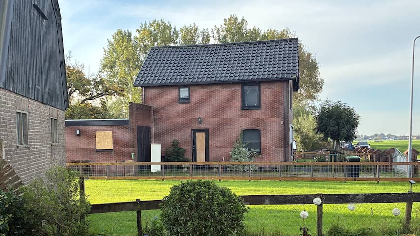 Verdachte van doden Hajar mishandelde pleegvader vlak voor arrestatie
