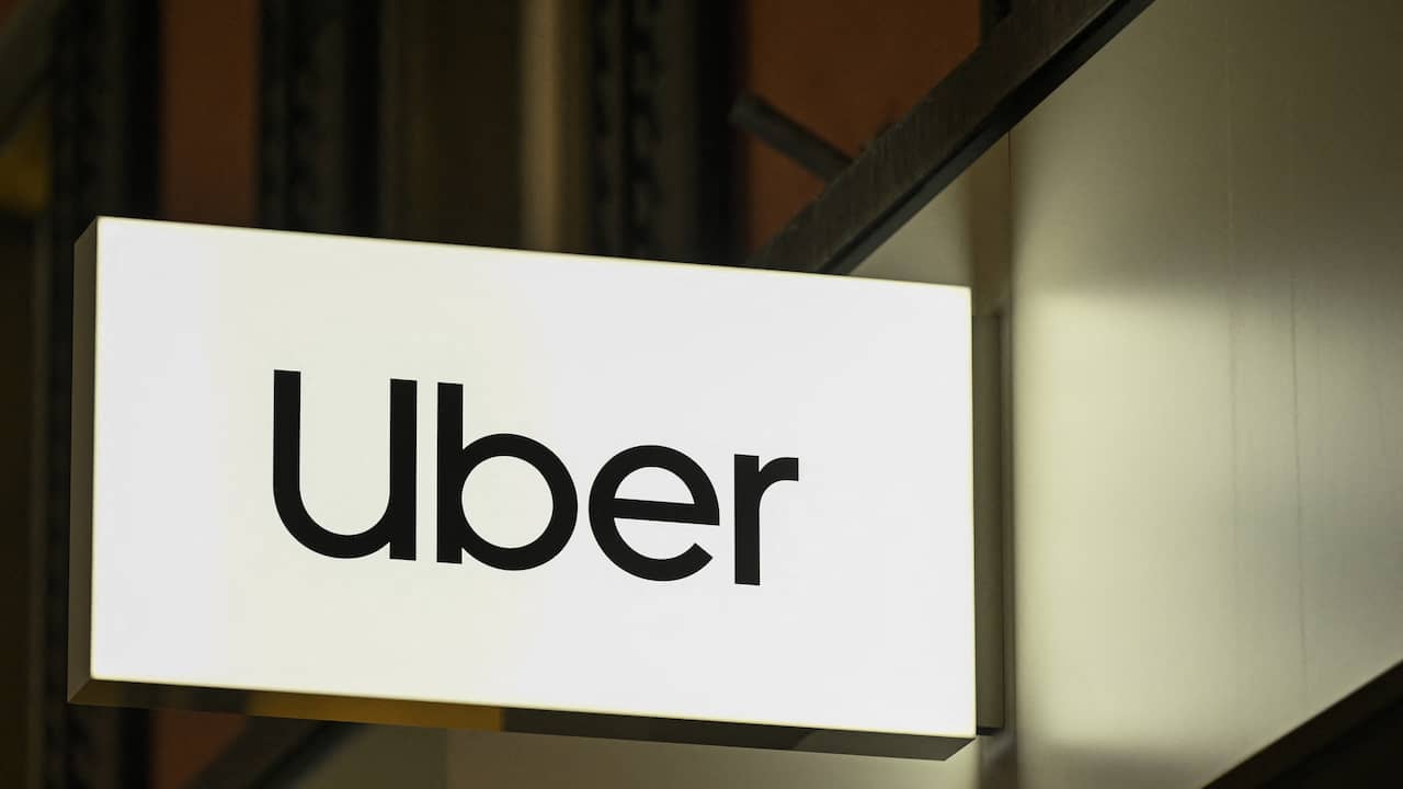 Uber krijgt dikke boete vanwege stopzetten accounts chauffeurs ...