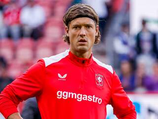 Sam Lammers vol onbegrip over rol als derde spits bij Twente: 'Een klotesituatie'