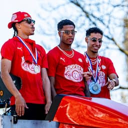 PSV biedt excuses aan voor lied van Flamingo tijdens huldiging in Eindhoven