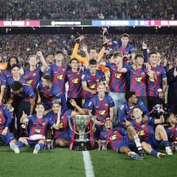 FC Barcelona en invaller Frenkie de Jong pakken Spaanse titel door zege op Real
