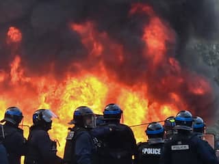 Zeker 500 gewonde hulpverleners en 1.800 arrestaties bij Franse rellen