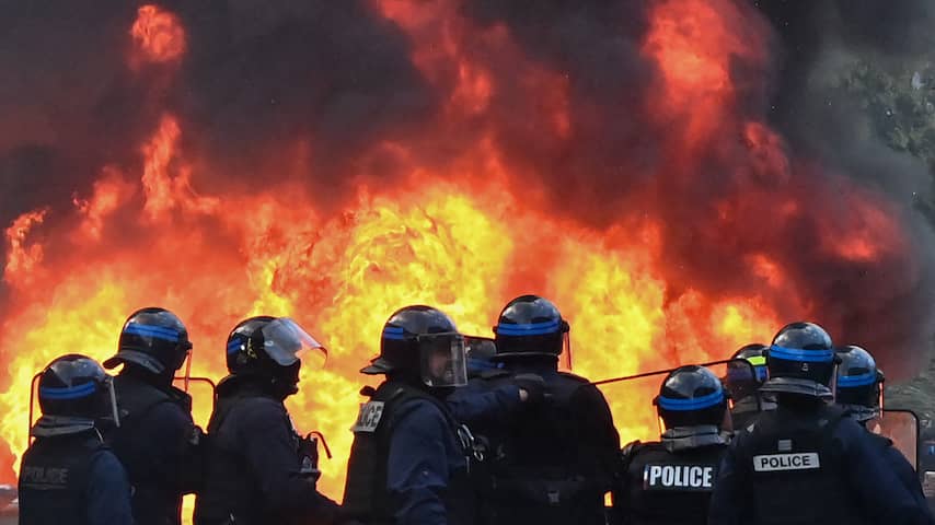 Zeker 500 gewonde hulpverleners en 1.800 arrestaties bij Franse rellen
