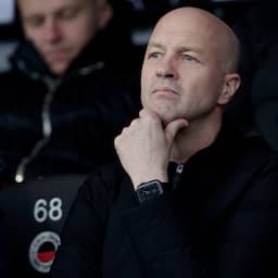 Ajax-directeur Cruijff vindt gat met PSV veel te groot: 'Het moet veel beter'