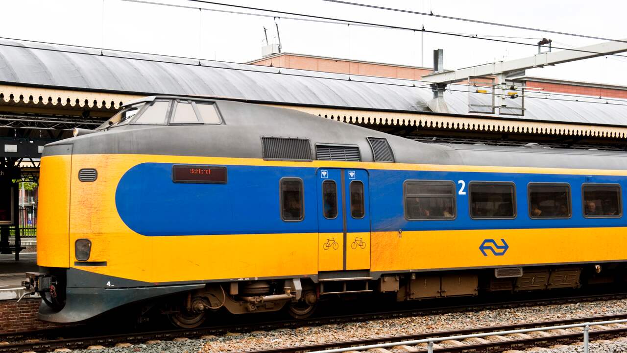 Urenlang geen treinen tussen Den Bosch en Oss | Den Bosch | NU.nl