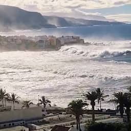 Meerdere doden door golven bij Tenerife: 'Waarschuwingen in de wind geslagen'