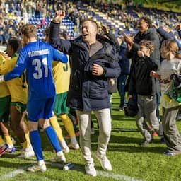 Danny Buijs evenaart Bert van Marwijk door late zege Fortuna tegen Excelsior