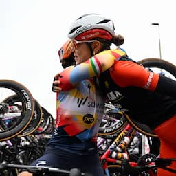 Lieke Nooijen stelt eindzege Eneco Tour veilig, slotrit ontsierd door grote valpartij