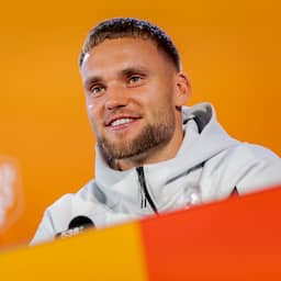 Verbruggen eerste keeper Oranje op WK, rechtsback Wieffer start in uitzwaaiduel