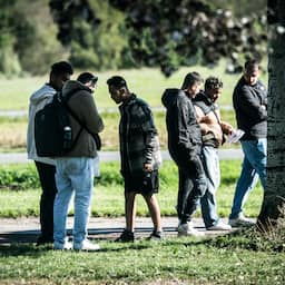 Kabinet-Jetten wil Fabers asielwetten uitvoeren én spreidingswet nieuw leven inblazen