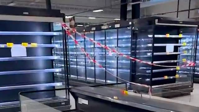Video | Hackers ontdooien vries- en koelvakken in Franse supermarkten