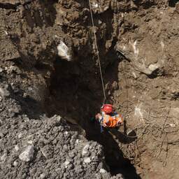 Ruim 900 arbeiders vermist bij waterkrachtcentrales na overstromingen Nepal